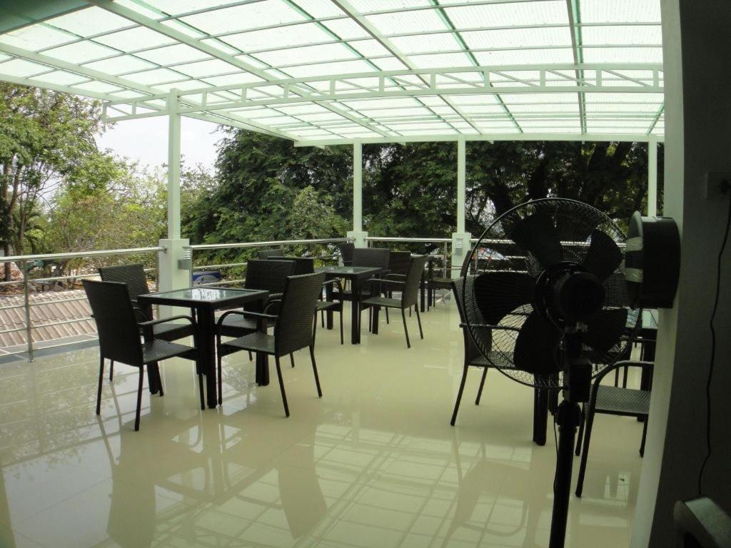 Sea Breeze Resort Koh Samet Exterior photo
