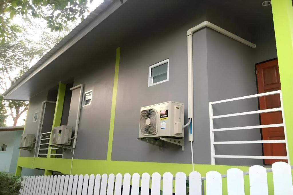 Sea Breeze Resort Koh Samet Exterior photo