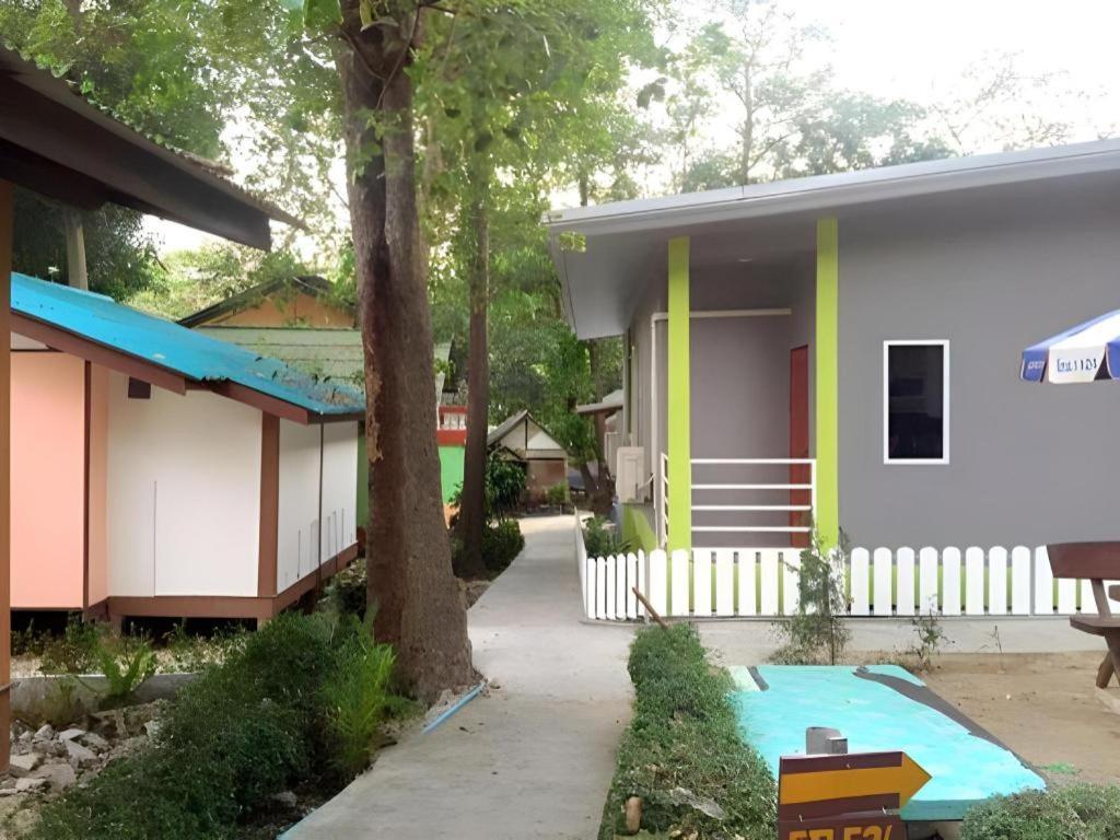 Sea Breeze Resort Koh Samet Exterior photo