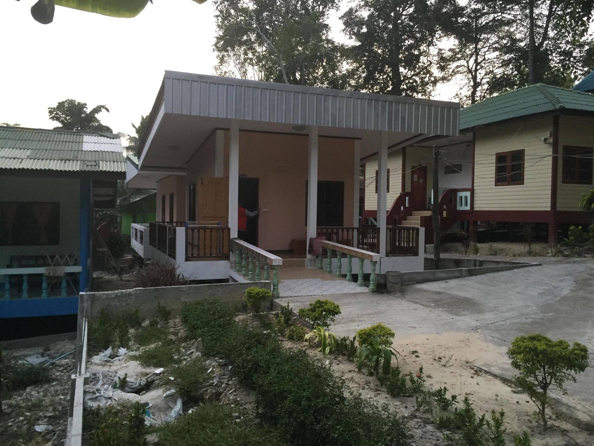 Sea Breeze Resort Koh Samet Exterior photo