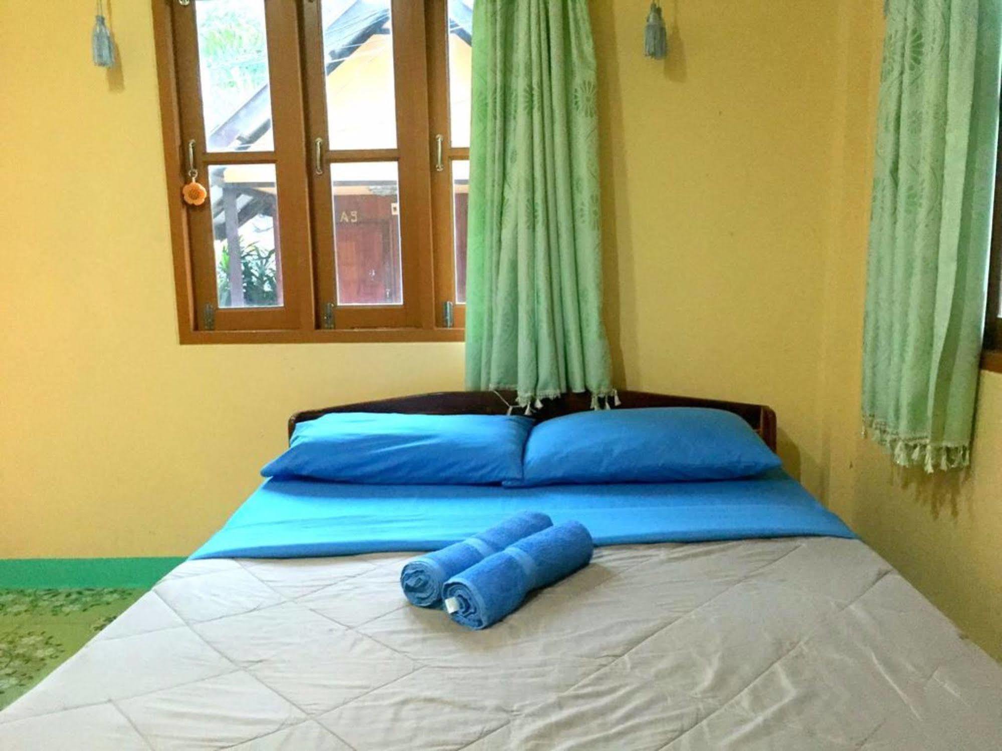 Sea Breeze Resort Koh Samet Exterior photo